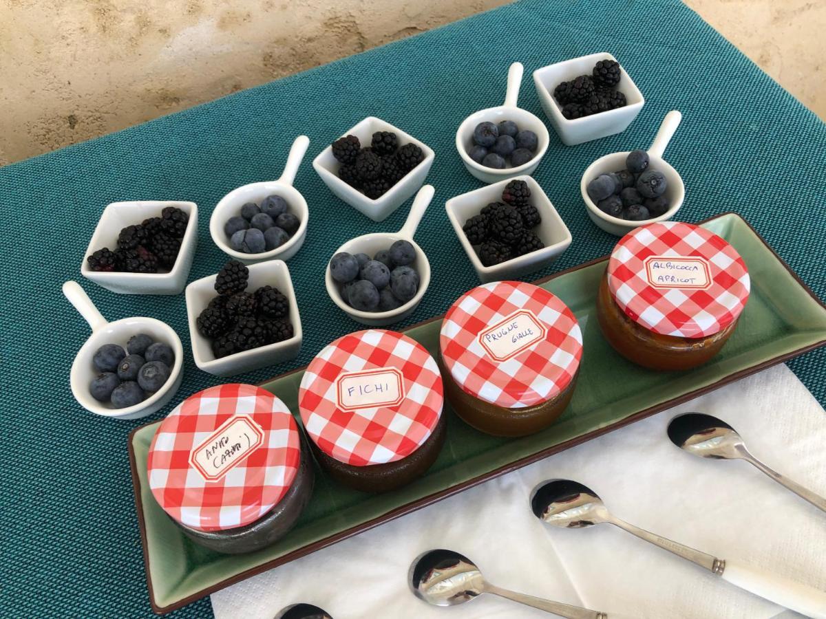 Il Sole Di Poggi Bed & Breakfast Imperia Luaran gambar